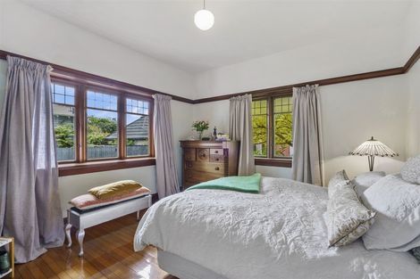 Photo of property in 36 Saint Martins Road, Saint Martins, Christchurch, 8022