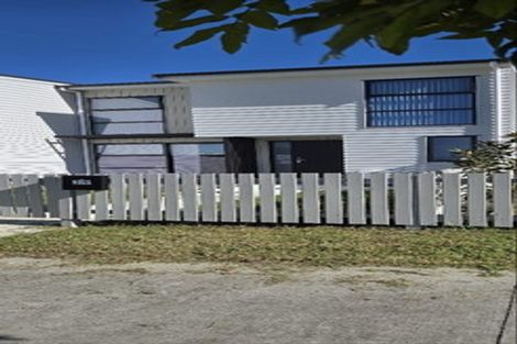 Photo of property in 25 Karikari Crescent, Takanini, 2112