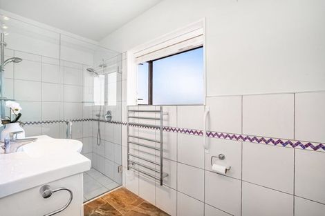 Photo of property in 75 Totara Crescent, Woburn, Lower Hutt, 5011