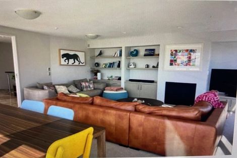 Photo of property in 17a The Strand, Takapuna, Auckland, 0622