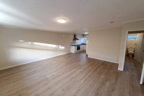 Photo of property in 2/19 Milton Road, Orewa, 0931