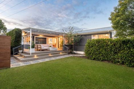 Photo of property in 29 Aurea Avenue, Pakuranga, Auckland, 2010