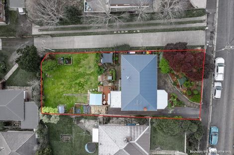 Photo of property in 79 Hocken Street, Kenmure, Dunedin, 9011