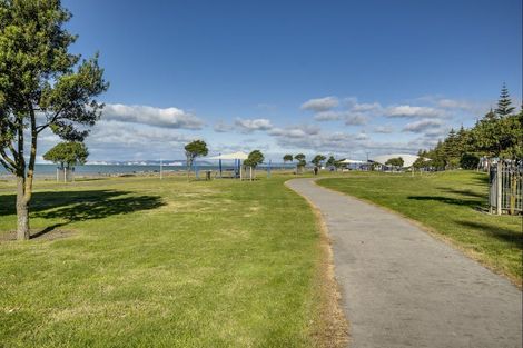 Photo of property in 407 Marine Parade, Napier South, Napier, 4110