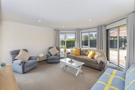 Photo of property in 20 Riegler Place, Belfast, Christchurch, 8051