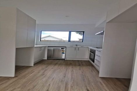 Photo of property in 22 Eileen Newey Place, Henderson, Auckland, 0612