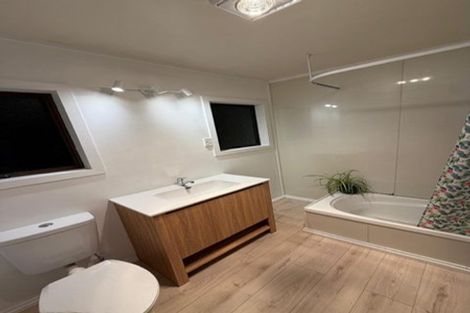 Photo of property in 5 Amokura Street, Waikanae, 5036