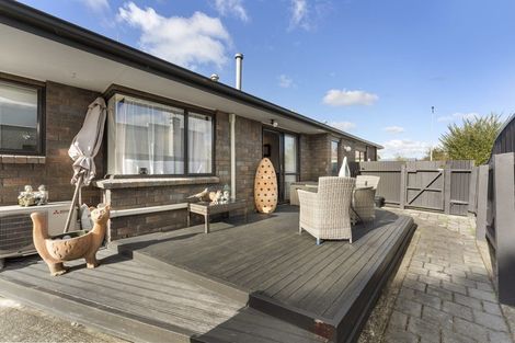 Photo of property in 35 Rewa Street, Takaro, Palmerston North, 4412