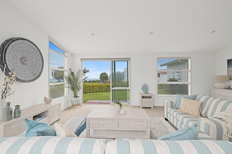 Photo of property in 12 Piper Lane, Snells Beach, 0920