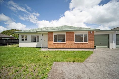 Photo of property in 8a Margarita Rise, Pukekohe, 2120