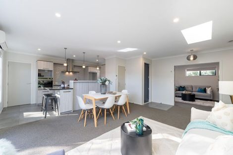 Photo of property in 4 Yeats Grove, Trentham, Upper Hutt, 5018