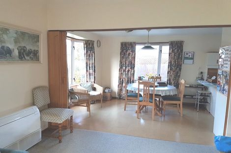 Photo of property in 3 Kingham Place, Avonhead, Christchurch, 8042