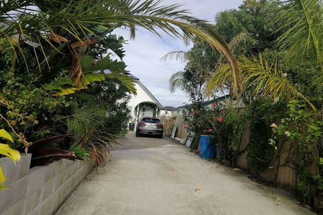 Photo of property in 76 Ferndown Avenue, Papatoetoe, Auckland, 2025