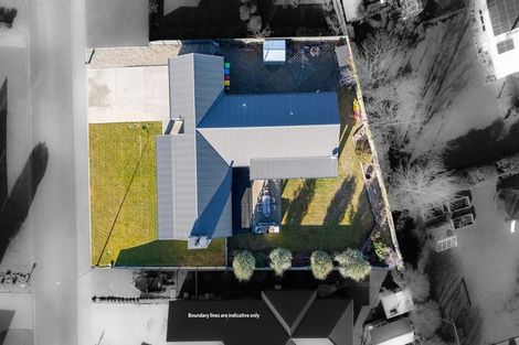 Photo of property in 10 Elizabeth Place, Clyde, 9330