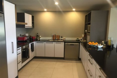 Photo of property in 2b4/29 Maunganui Road, Mount Maunganui, 3116