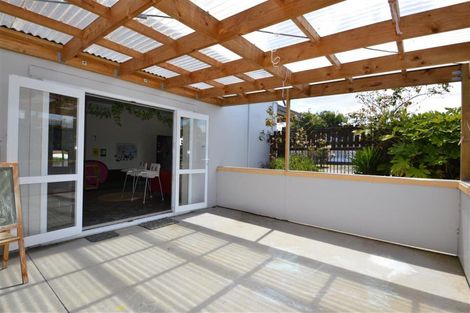 Photo of property in 208 Cambridge Street, Levin, 5510