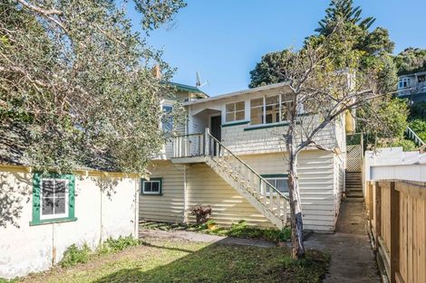 Photo of property in 40 Severn Street, Island Bay, Wellington, 6023