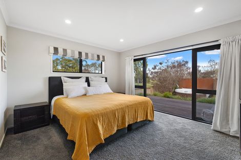 Photo of property in 49 Oaklands Drive, Cambridge, 3434