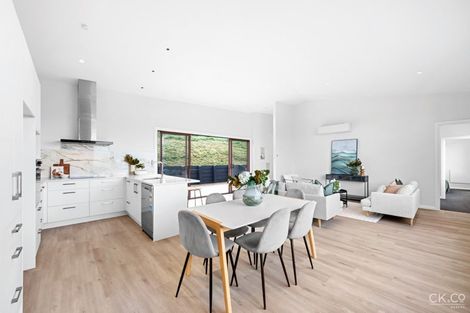 Photo of property in 18 Colorado Road, Totara Park, Upper Hutt, 5018