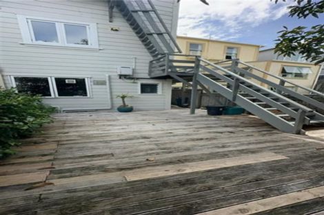 Photo of property in 86 Roxburgh Street, Mount Victoria, Wellington, 6011