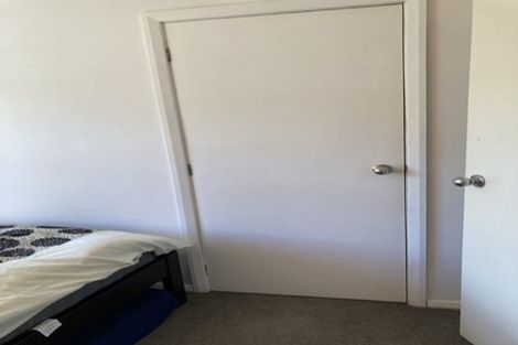 Photo of property in 31 Cave Road, Houghton Bay, Wellington, 6023