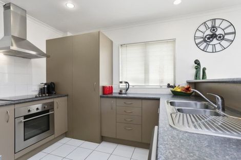 Photo of property in 2 Clea View, Gulf Harbour, Whangaparaoa, 0930