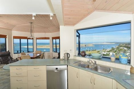 Photo of property in 1 Claude Street, Mangawhai Heads, Mangawhai, 0505