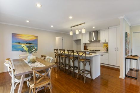 Photo of property in 12 Peerless Avenue, Takanini, 2112