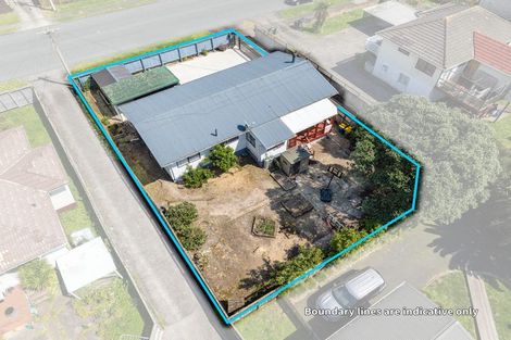 Photo of property in 9 Garelja Road, Henderson, Auckland, 0612