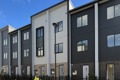 Photo of property in 3/25 Jabuka Street, Glen Eden, 0602