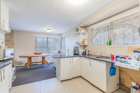 Photo of property in 11 Kilcar Place, Massey, Auckland, 0614