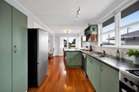 Photo of property in 33 Belair Avenue, Blagdon, New Plymouth, 4310