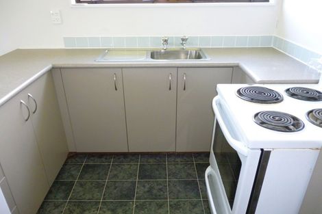 Photo of property in 2/30 Karepo Crescent, Ranui, Auckland, 0612