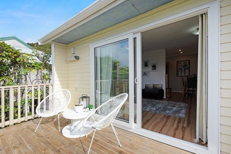 Photo of property in 107f1 Allington Road, Karori, Wellington, 6012