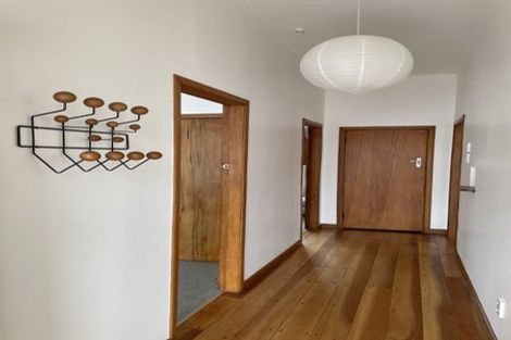 Photo of property in 82 Pirie Street, Mount Victoria, Wellington, 6011