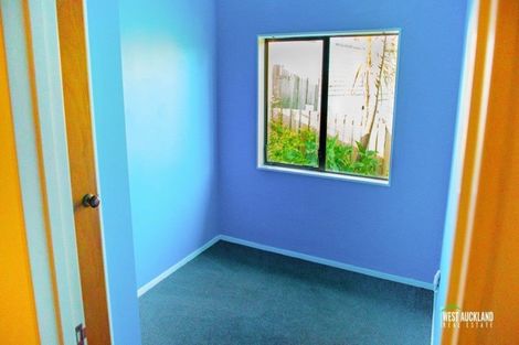 Photo of property in 31 Chorley Avenue, Massey, Auckland, 0614