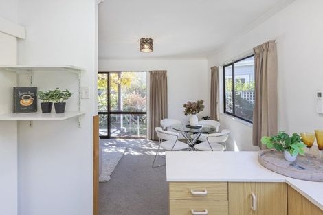 Photo of property in 2/11 Duncan Street, Sumner, Christchurch, 8081