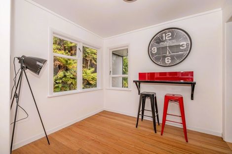 Photo of property in 27 Colvin Street, Westport, 7825