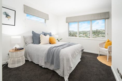 Photo of property in 49 Bassett Road, Johnsonville, Wellington, 6037