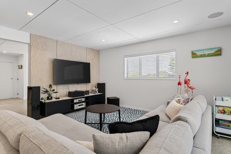 Photo of property in 2 Cambridge Lane, Mangawhai, 0505