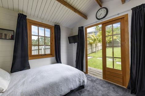 Photo of property in 26 Killygordon Place, Massey, Auckland, 0614