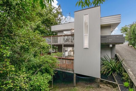 Photo of property in 1/17 Havenwood Place, Birkenhead, Auckland, 0626