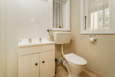 Photo of property in 18 Omar Street, Khandallah, Wellington, 6035