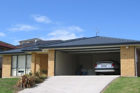 Photo of property in 3 Marbella Crescent, Oteha, Auckland, 0632