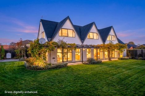 Photo of property in 11 Millcroft Place, Parklands, Christchurch, 8083