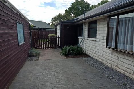 Photo of property in 2/65 Torrens Road, Hillmorton, Christchurch, 8024