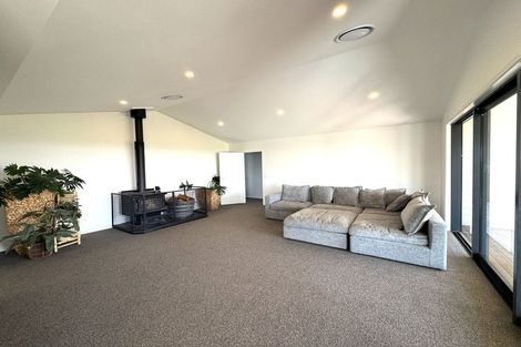 Photo of property in 12 Salcombe Street, Kaitangata, 9210