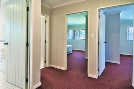 Photo of property in 12 Greenwoods Close, Titirangi, Auckland, 0604