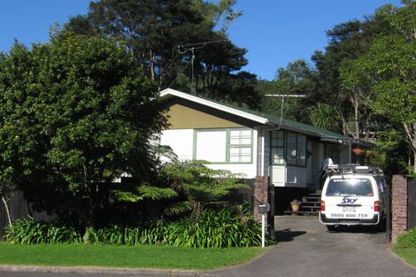 Photo of property in 3 Sonnenberg Way, Titirangi, Auckland, 0604