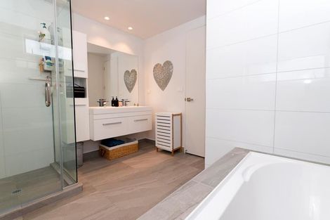 Photo of property in 9 Ngaroma House Drive, Hobsonville, Auckland, 0618